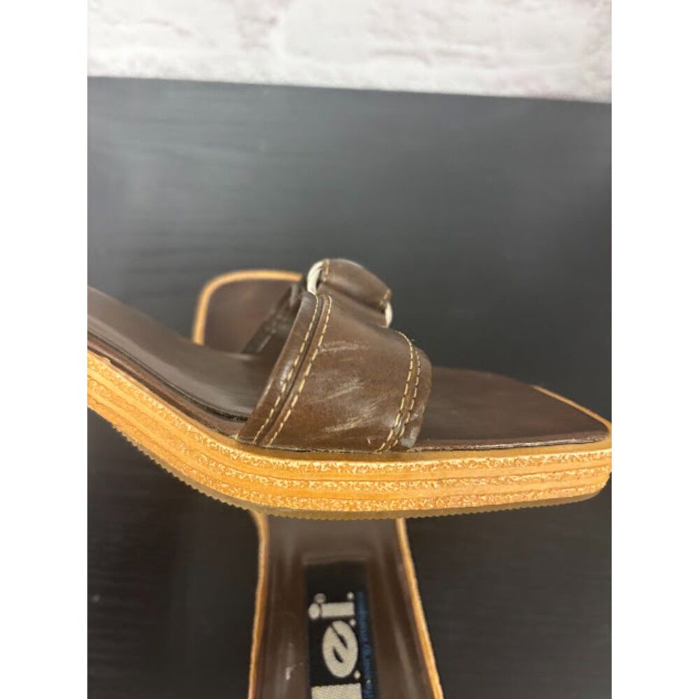 LEI Y2k Buckle Strap Peep Toe Heel Preppy Office Siren Block Heel Size 8 Brown - Picture 6 of 6
